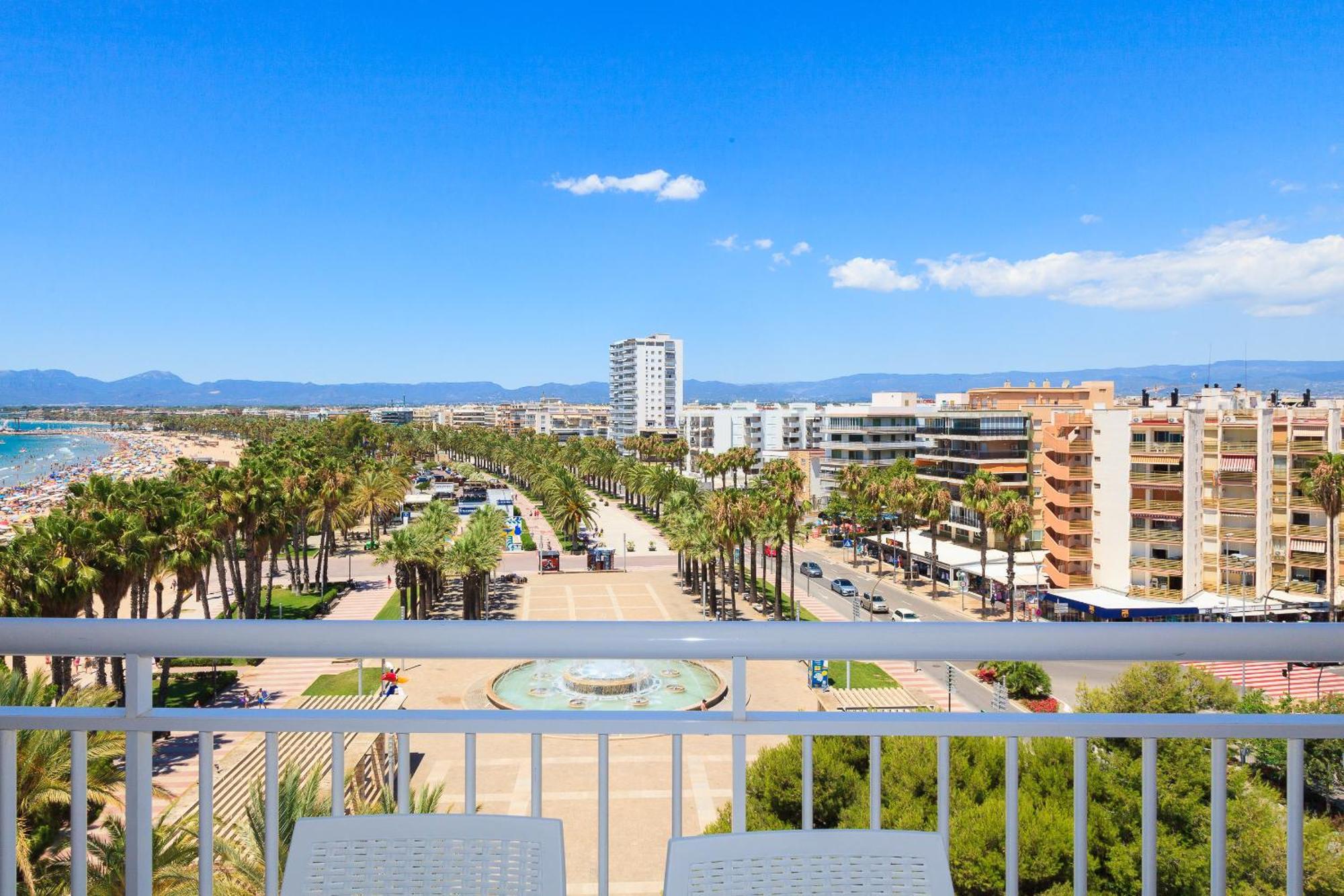 Uhc Santillana Family Complex Salou Kültér fotó